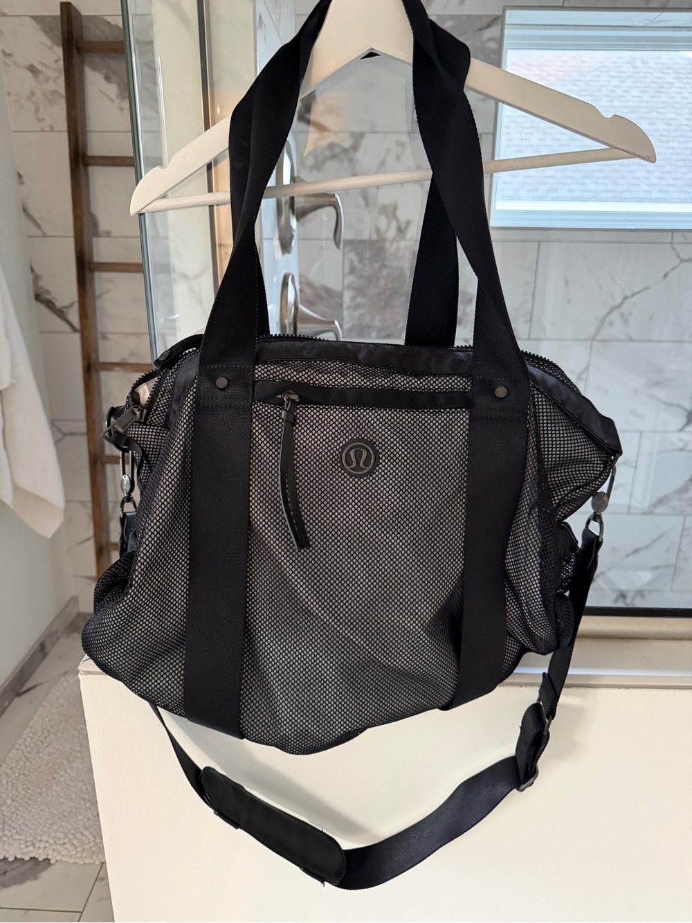 LILULEMON Black/Gray Mesh Weekend Duffel Gym Bag